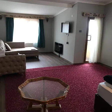 Yedigoller Hotel&restaurant 2*