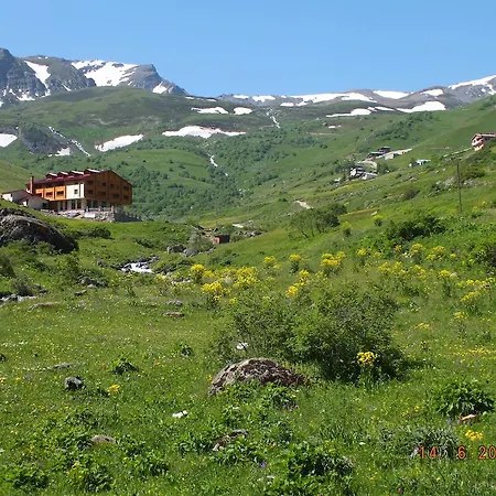 Hotel Yedigoller & Restaurant 2*